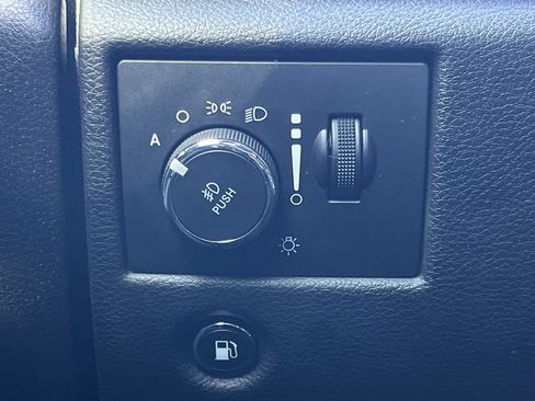 Used 2021 Jeep Grand Cherokee Freedom Edition image 12