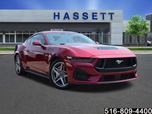 Used 2025 Ford Mustang GT Premium RWD image 1