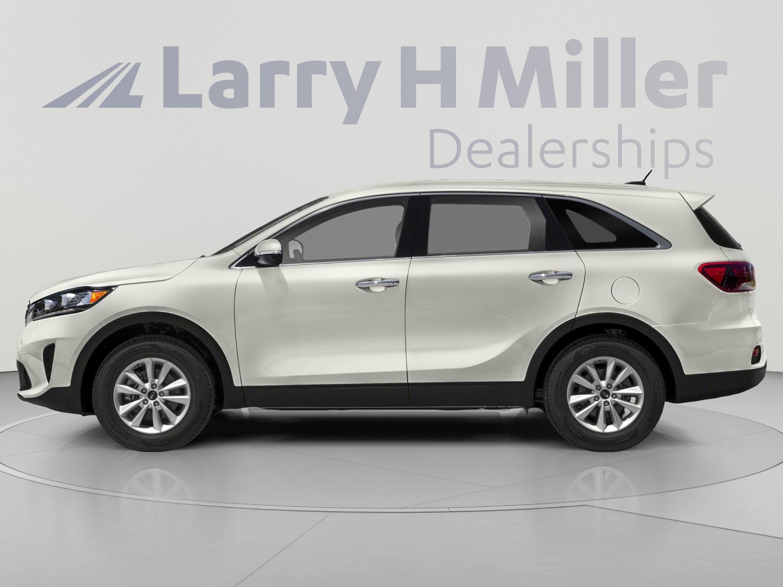 Used 2019 Kia Sorento FWD V6 image 3