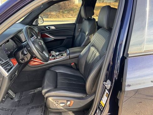 Used 2021 BMW ALPINA XB7 image 25