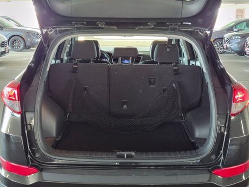 Used 2017 Hyundai Tucson SE w/ SE Popular Package 02 FWD image 6