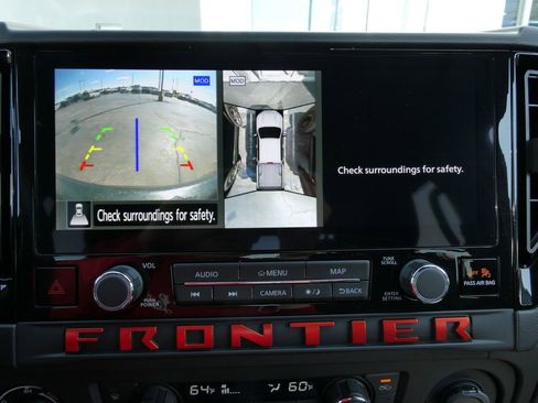 Used 2025 Nissan Frontier PRO-4X w/ Pro Premium Package AWD/4WD image 36