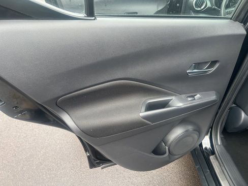 Certified 2023 Nissan Kicks SV w/ Interior Electronics Package image 11