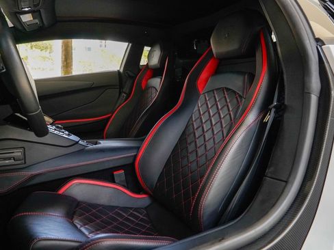 Used 2018 Lamborghini Aventador S image 4