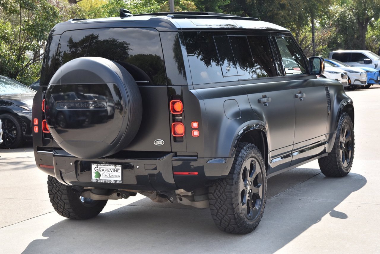 Used 2021 Land Rover Defender 110 S AWD/4WD image 8