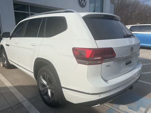 Used 2019 Volkswagen Atlas SEL R-Line image 3