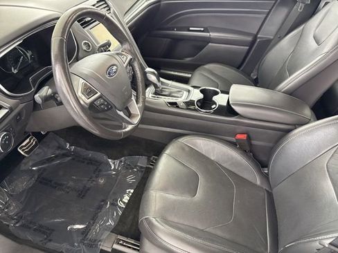 Used 2014 Ford Fusion Titanium FWD image 20