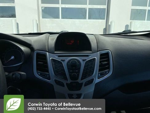 Used 2013 Ford Fiesta SE image 13