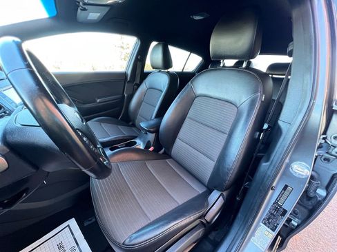 Used 2015 Kia Forte SX image 20