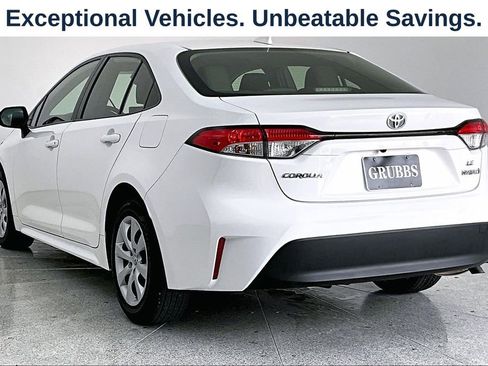 Used 2024 Toyota Corolla LE FWD image 14