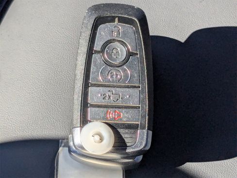 Used 2022 Ford F150 XLT w/ Equipment Group 302A High image 33