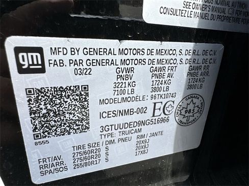 Used 2022 GMC Sierra 1500 SLT image 35