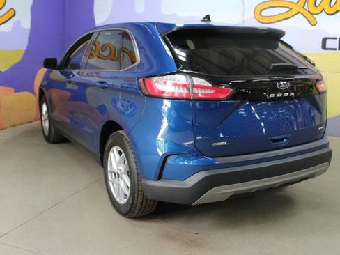 Used 2023 Ford Edge SEL AWD/4WD image 8