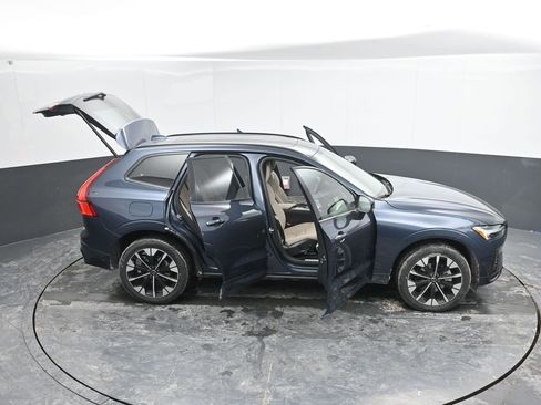 New 2026 Volvo XC60 B5 Plus w/ Protection Package Premier image 46
