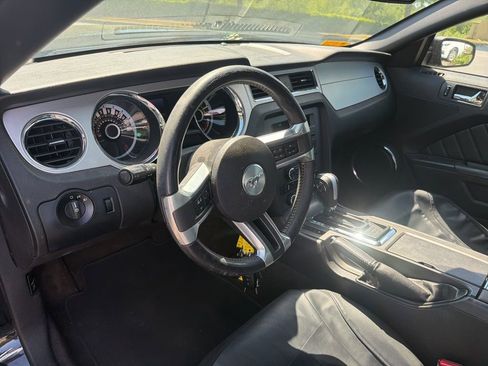 Used 2013 Ford Mustang Premium w/ Security Pkg RWD image 8