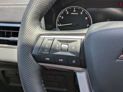 New 2026 Mitsubishi Outlander LE FWD image 26
