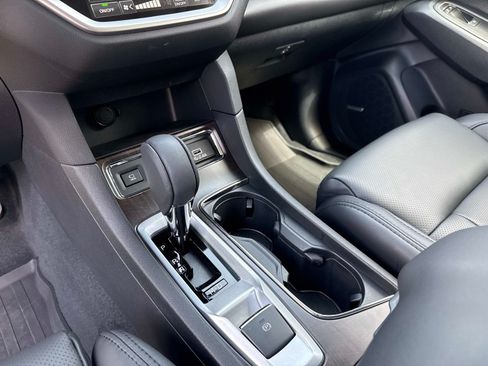 Used 2026 Subaru Ascent Touring AWD/4WD image 26