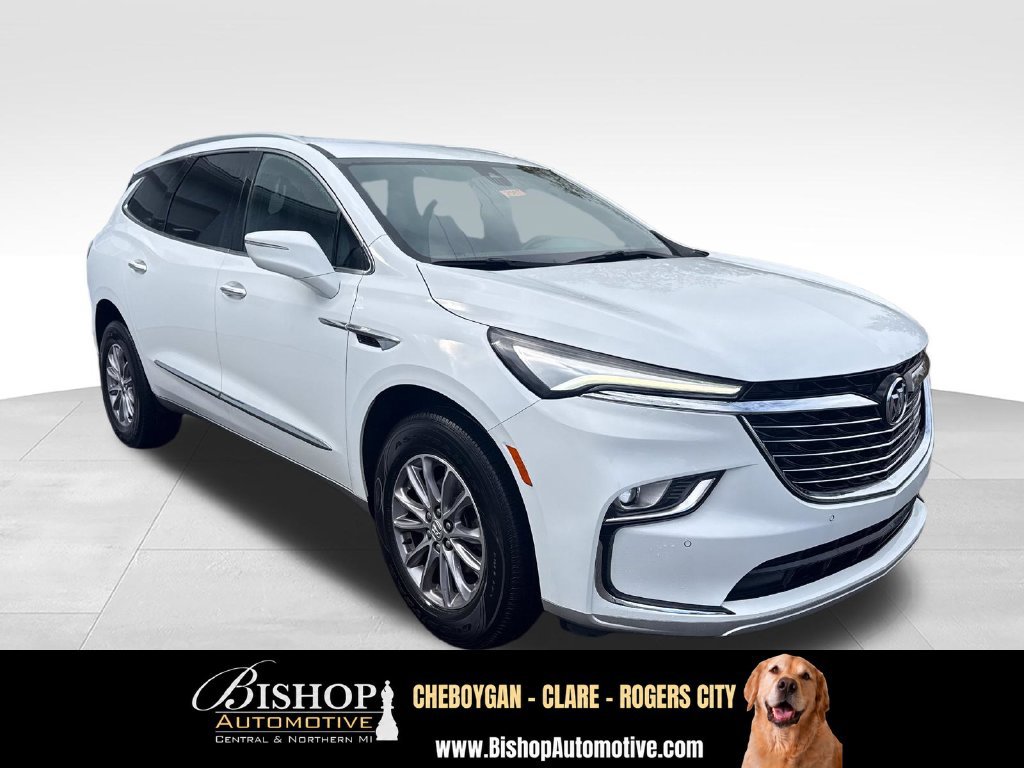 Used 2023 Buick Enclave Essence AWD/4WD image 13
