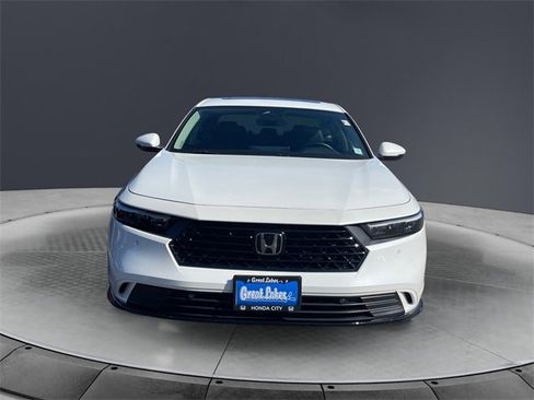 Used 2023 Honda Accord EX-L image 8