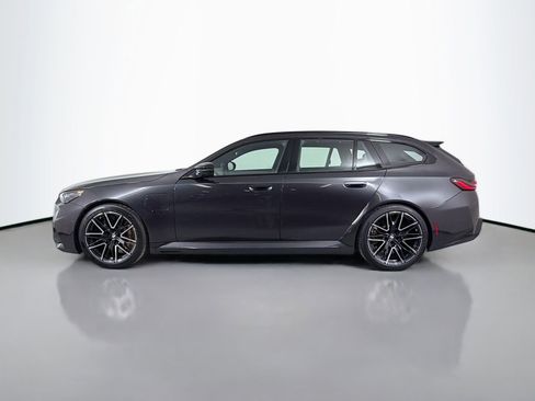 Used 2025 BMW M5 Touring image 9