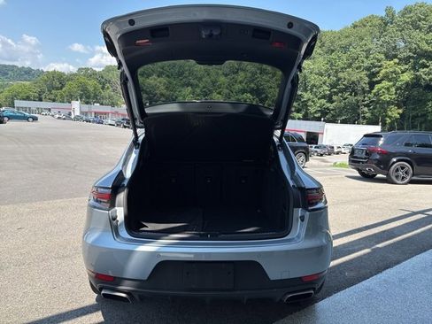 Used 2021 Porsche Macan image 9