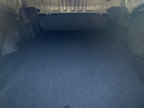 Used 2011 Hyundai Genesis 2.0T RWD image 39