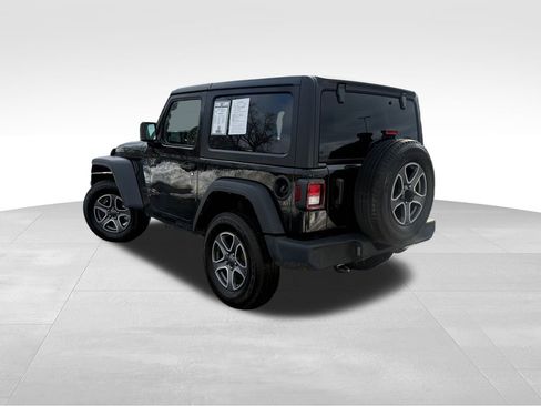 Used 2022 Jeep Wrangler Sport S image 5
