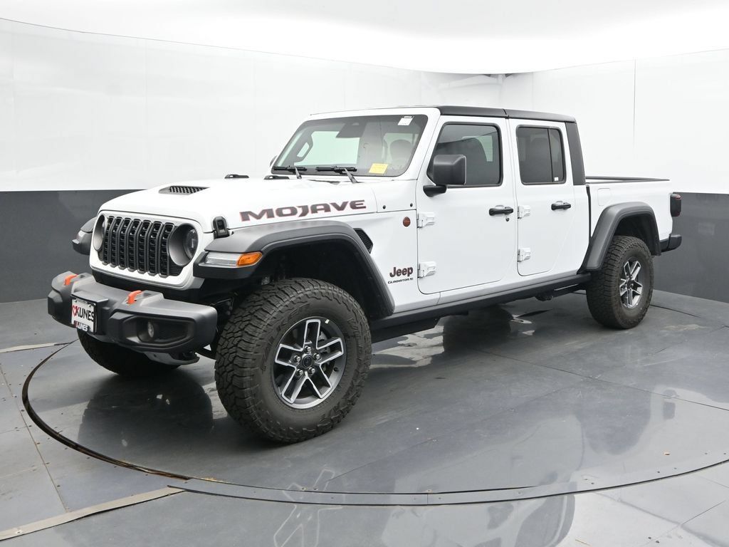 Used 2026 Jeep Gladiator Mojave AWD/4WD image 8