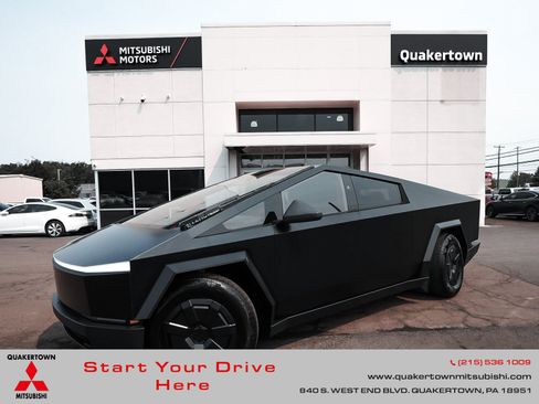 Used 2024 Tesla Cybertruck AWD Crew Cab image 1