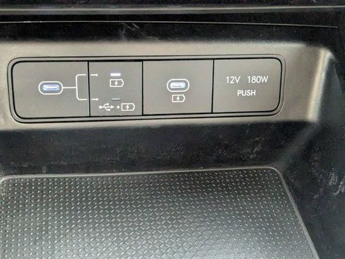 Used 2025 Hyundai Santa Cruz SEL FWD image 23