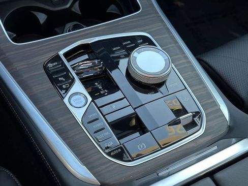 Certified 2026 BMW X5 xDrive50e w/ Executive Package image 37