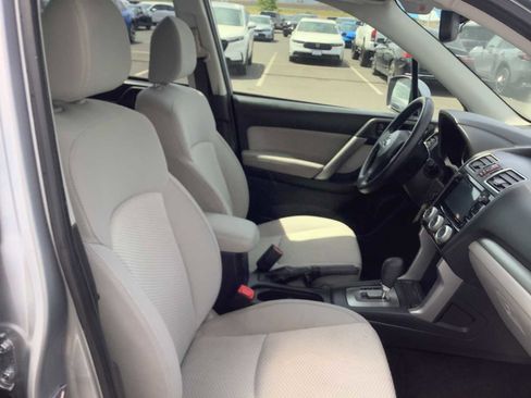 Used 2016 Subaru Forester 2.5i Premium AWD/4WD image 15