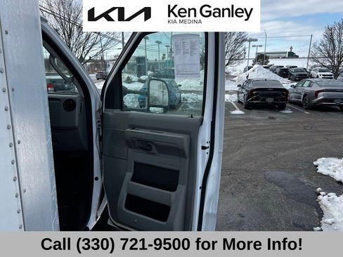 Used 2024 Ford E-450 and Econoline 450 Super Duty w/ Power Windows & Locks Group RWD image 43
