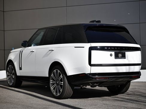 New 2025 Land Rover Range Rover Autobiography image 11