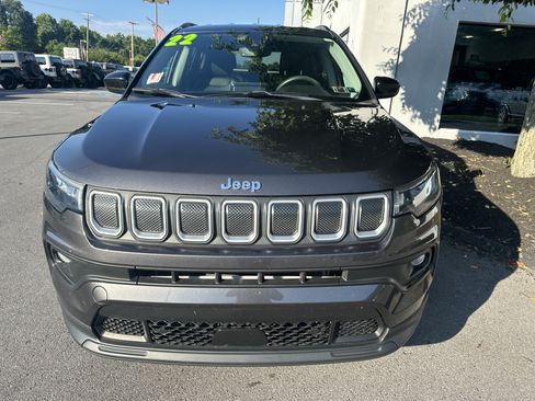 Used 2022 Jeep Compass Latitude w/ Convenience Group AWD/4WD image 9