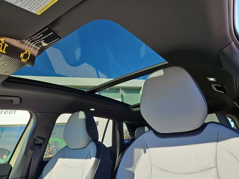 New 2026 Volkswagen Tiguan SE R-Line FWD image 13