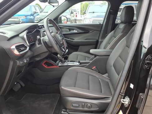 Used 2023 Chevrolet TrailBlazer RS image 19
