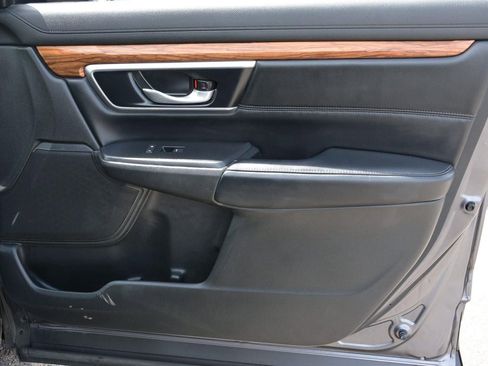 Used 2022 Honda CR-V Touring image 22