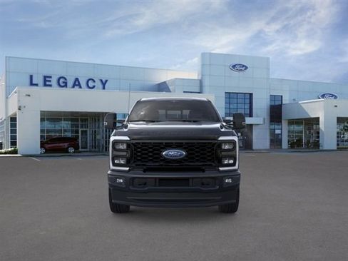 New 2026 Ford F250 XL w/ STX Appearance Package AWD/4WD image 6