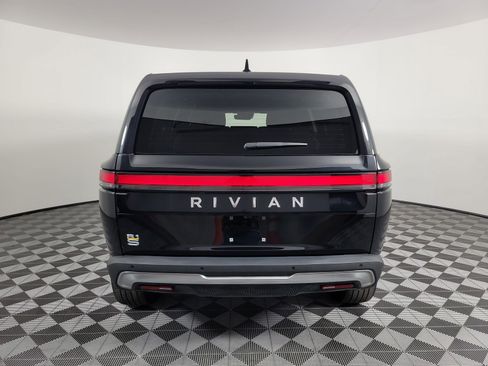 Used 2024 Rivian R1S Adventure image 4