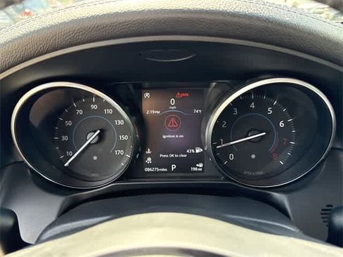 Used 2018 Jaguar XF 25t image 22