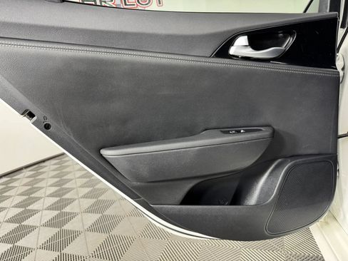 Used 2021 Kia Stinger GT-Line RWD image 39