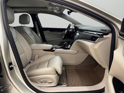Used 2014 Cadillac XTS Premium AWD/4WD image 16