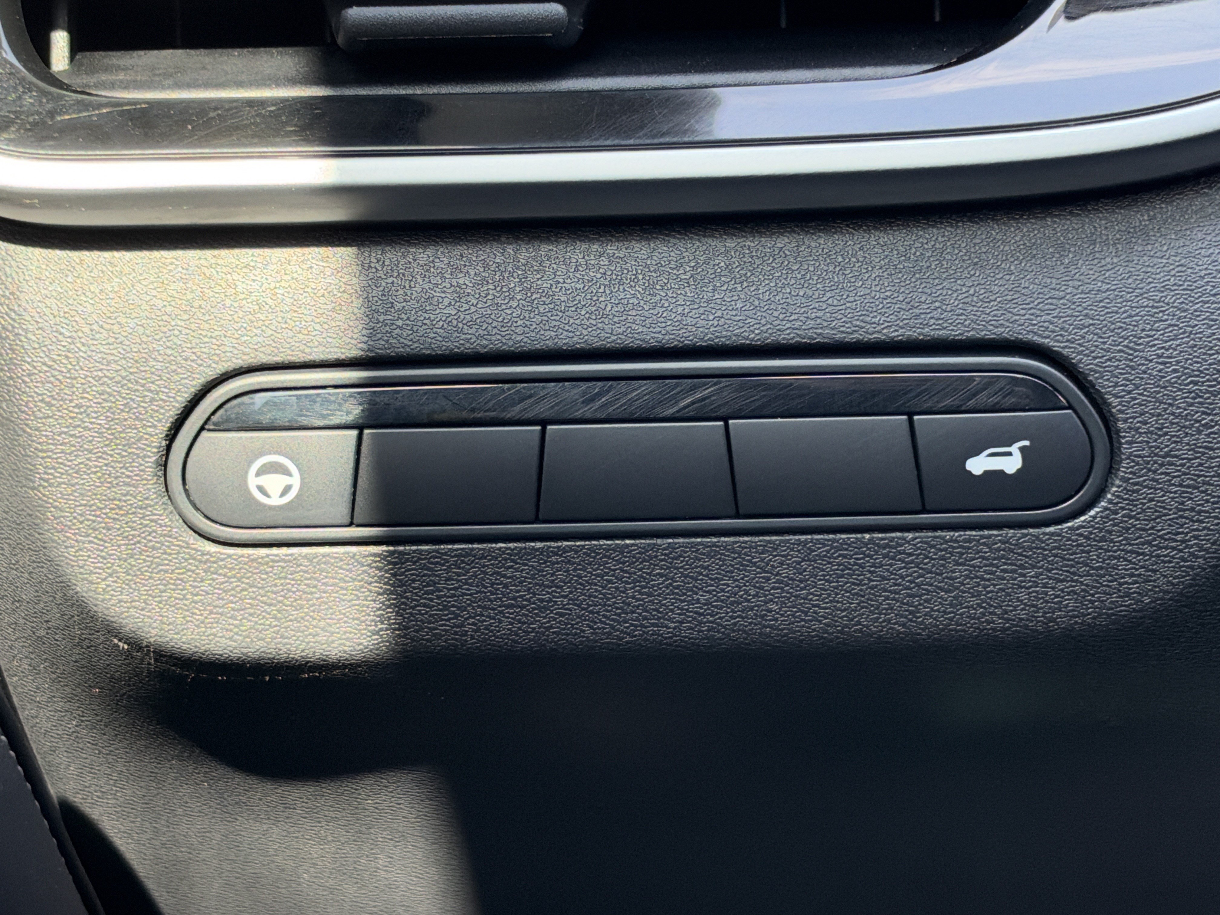 Used 2023 INFINITI QX60 Sensory w/ Cargo Package AWD/4WD image 39