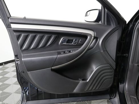 Used 2017 Ford Taurus SEL image 12