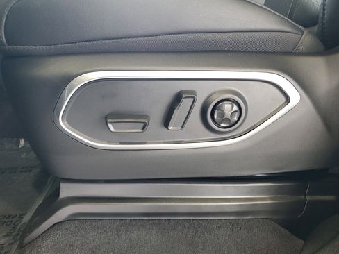 New 2026 Jeep Grand Wagoneer Limited AWD/4WD image 20