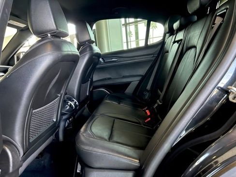 Used 2022 Alfa Romeo Stelvio Sprint image 31