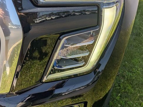 New 2025 GMC Yukon XL Denali w/ Sun & Power Step Package image 7