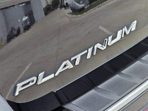 Used 2021 Ford Explorer Platinum w/ Equipment Group 601A image 9