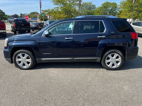 Used 2017 GMC Terrain SLT w/ Driver Alert Package I image 2